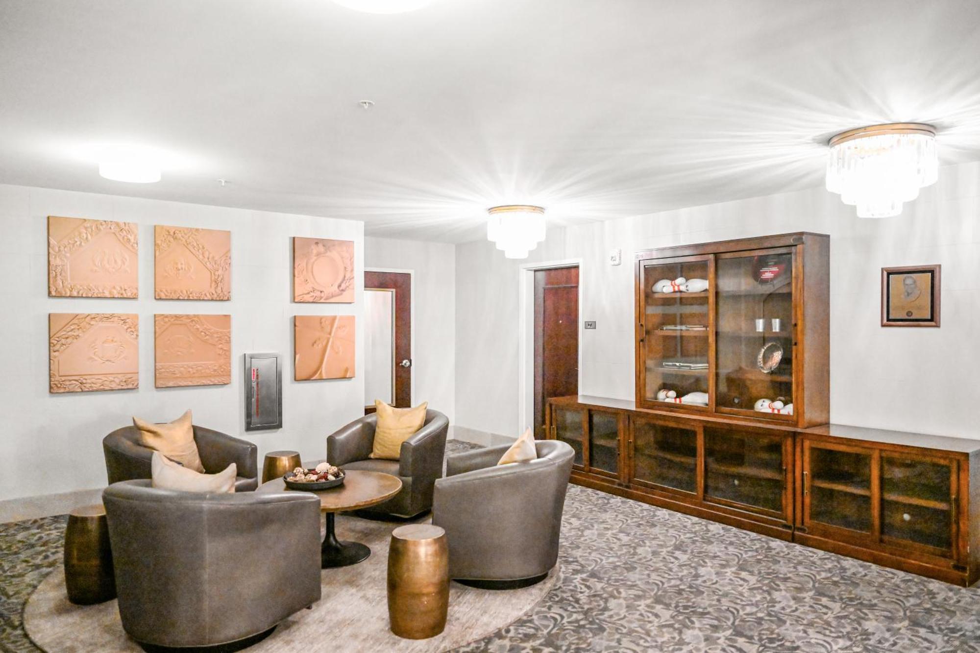 Heart Of Dt With Free Pool & Steam Plus Gym Luxe 812 Κλίβελαντ Εξωτερικό φωτογραφία